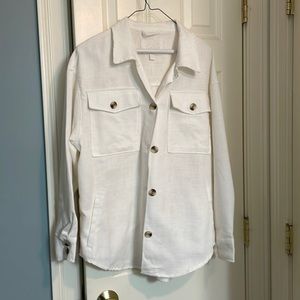 Looks like linen white blouse. Never worn
